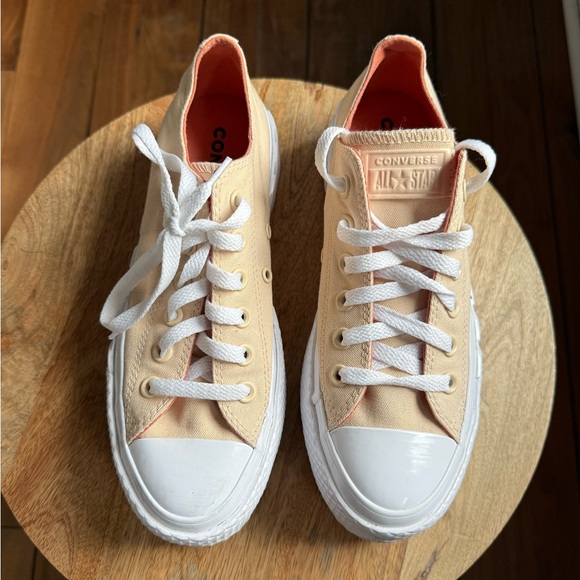 Converse All Star Lift X2 Low Lace-up Trainers Platforms sz: 7 - Picture 3 of 9